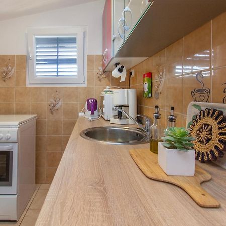 Apartmani Alaga B Tribalj 外观 照片