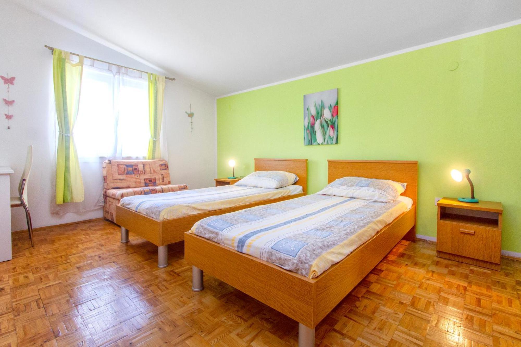 Apartmani Alaga B Tribalj 外观 照片