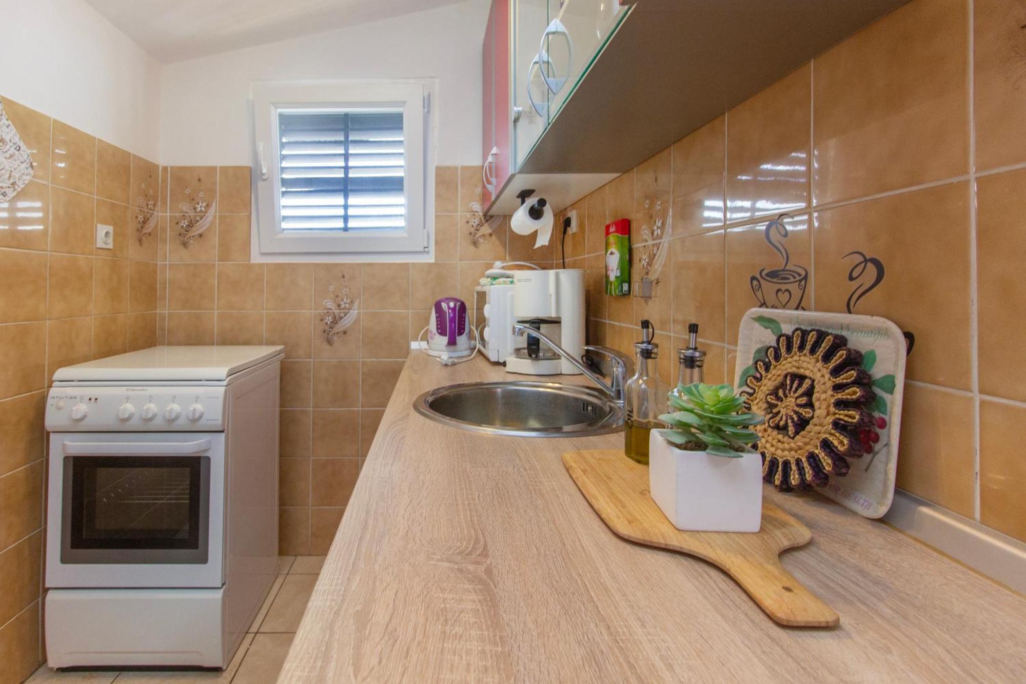 Apartmani Alaga B Tribalj 外观 照片